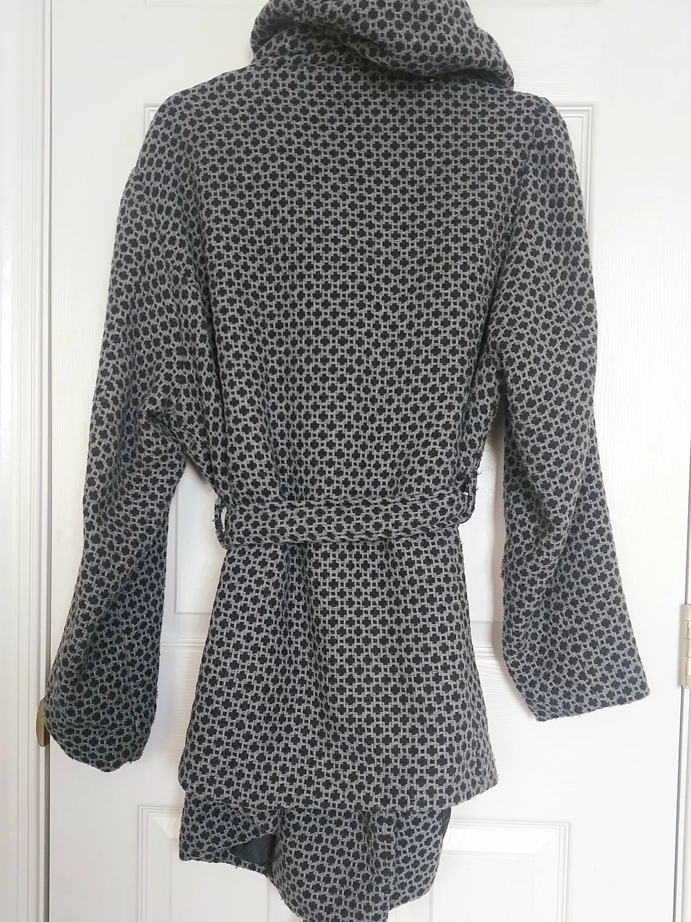 Ava & Viv Wide Collar Belted Wrap Coat Gray Black Geometric Pattern Size 1X